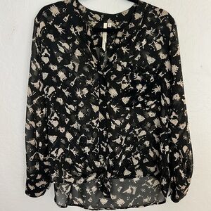 Black and tan blouse